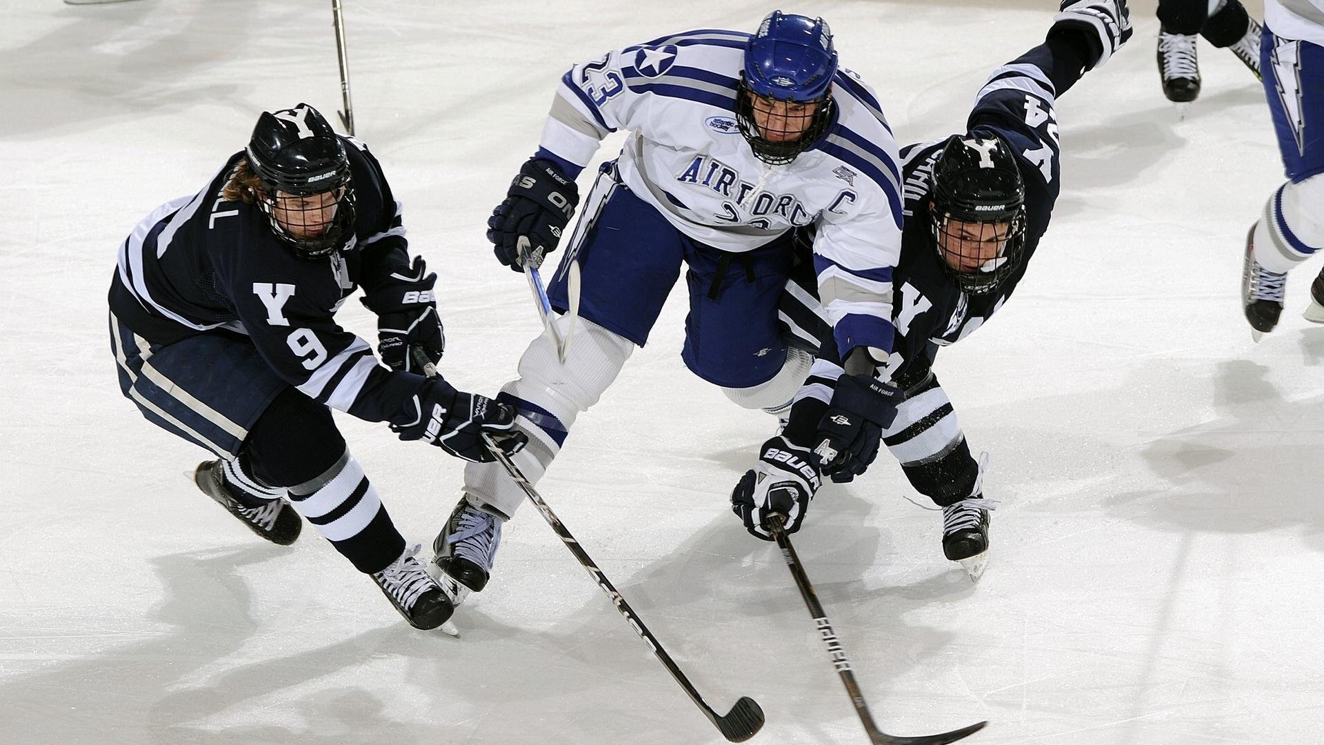 今夜总决赛前瞻：郭艾伦伤情更新，曼联冲击不败纪录